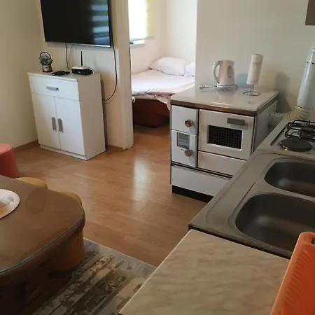 Kuca Za Odmor Marija בקתה